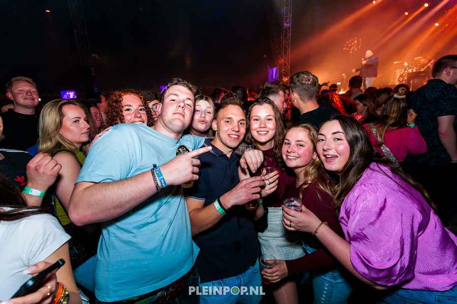 Publiek Bewerkt    (39)